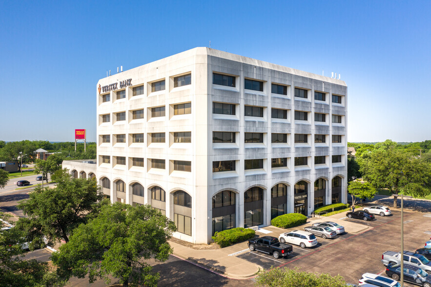 7001 Boulevard 26, North Richland Hills, TX en venta - Foto del edificio - Imagen 2 de 17