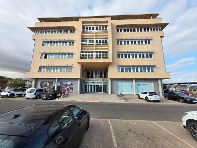 Oficina en El Ejido en alquiler - Foto del edificio - Imagen 3 de 9