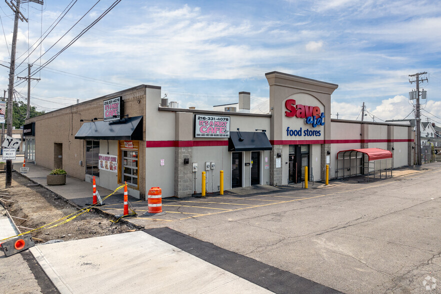 4790-4802 Turney Rd, Garfield Heights, OH en alquiler - Foto del edificio - Imagen 3 de 9