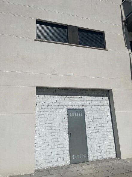 Local en Córdoba en alquiler - Foto del edificio - Imagen 2 de 3