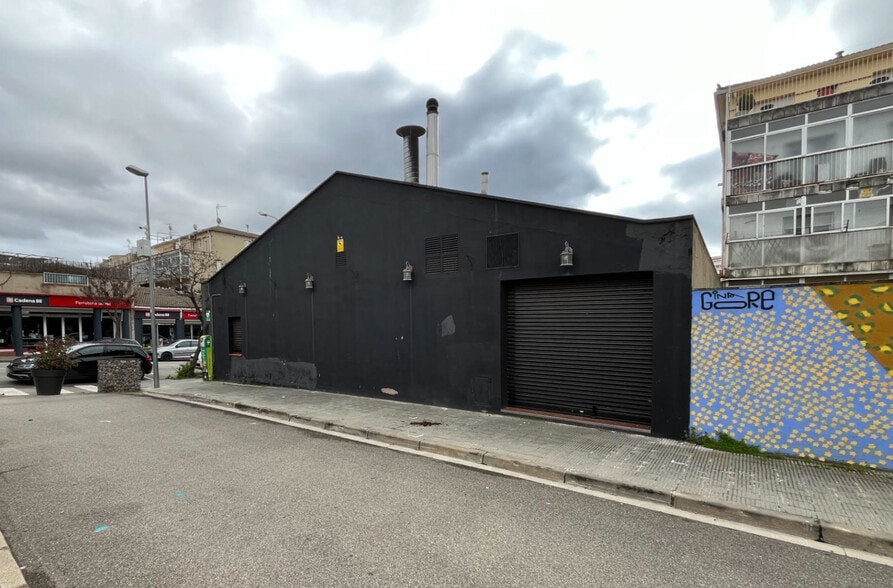 Local en Igualada, Barcelona en venta - Foto del edificio - Imagen 3 de 6