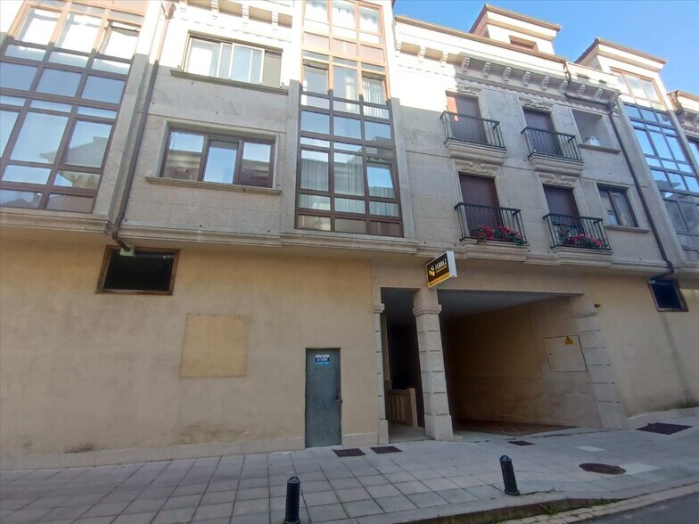Rúa Pardo Bazán, Cambados, Pontevedra en venta - Foto del edificio - Imagen 2 de 15