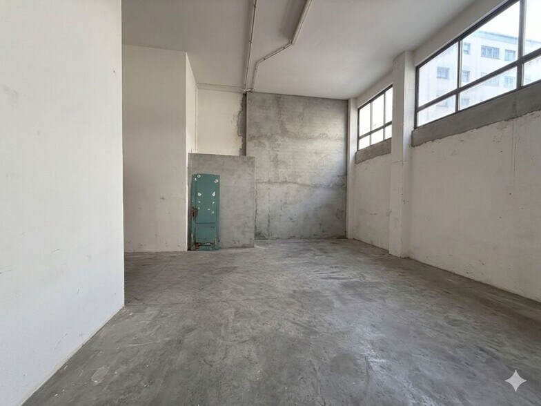 Local en A Coruña, La Coruna en venta - Foto del interior - Imagen 2 de 4