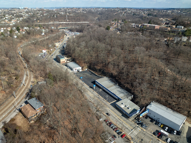 1561 W Liberty Ave, Pittsburgh, PA en alquiler - Foto del edificio - Imagen 3 de 22