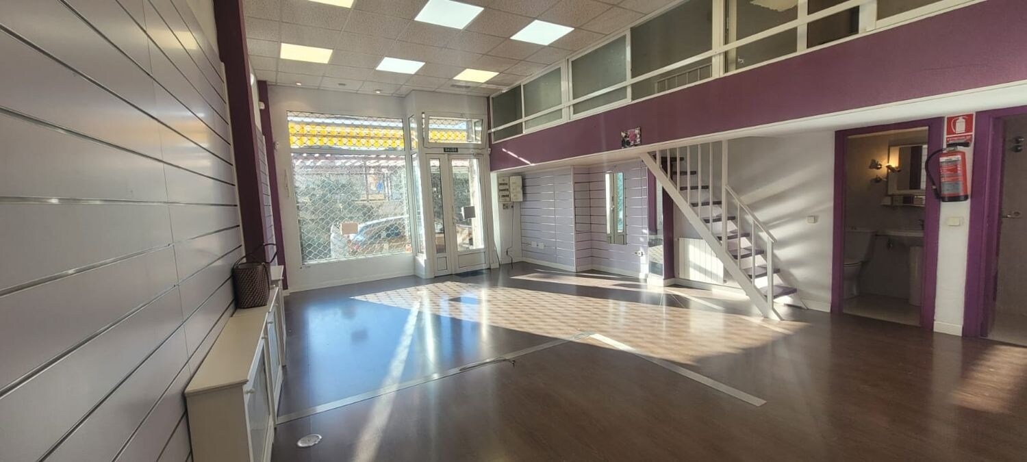 Galapagar, MAD 28260 - Unidad 01-02 - - Foto del interior - Image 1 of 7