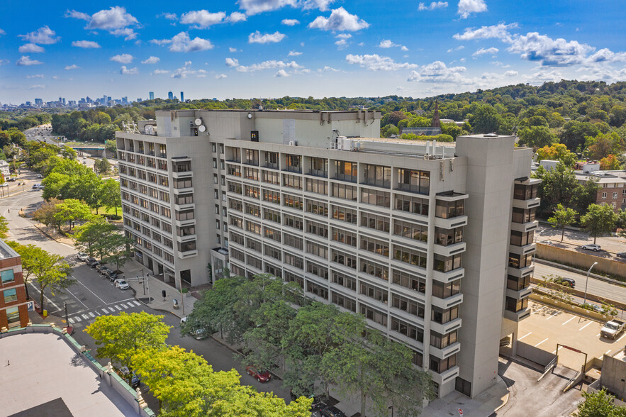 300-334 Washington St, Newton, MA en alquiler - Foto del edificio - Imagen 1 de 3