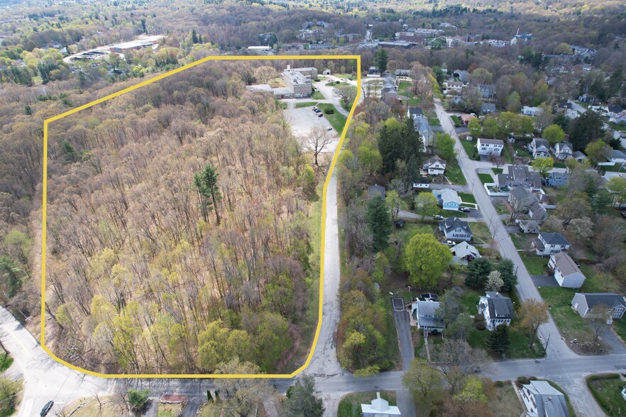 25 Chester St, Worcester, MA en venta - Vista aérea - Imagen 1 de 8