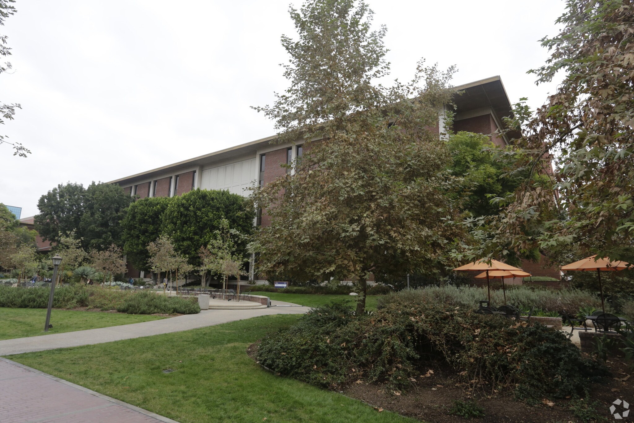 1000 S Fremont Ave, Alhambra, CA en alquiler Foto del edificio- Imagen 1 de 21