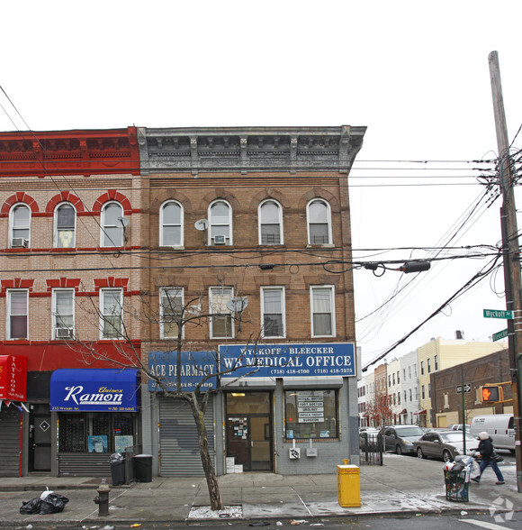 235 Wyckoff Ave, Brooklyn, NY en alquiler - Foto del edificio - Imagen 2 de 2