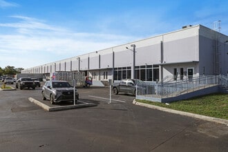 7950-7966 NW 14th St, Miami, FL en alquiler Foto del edificio- Imagen 2 de 6