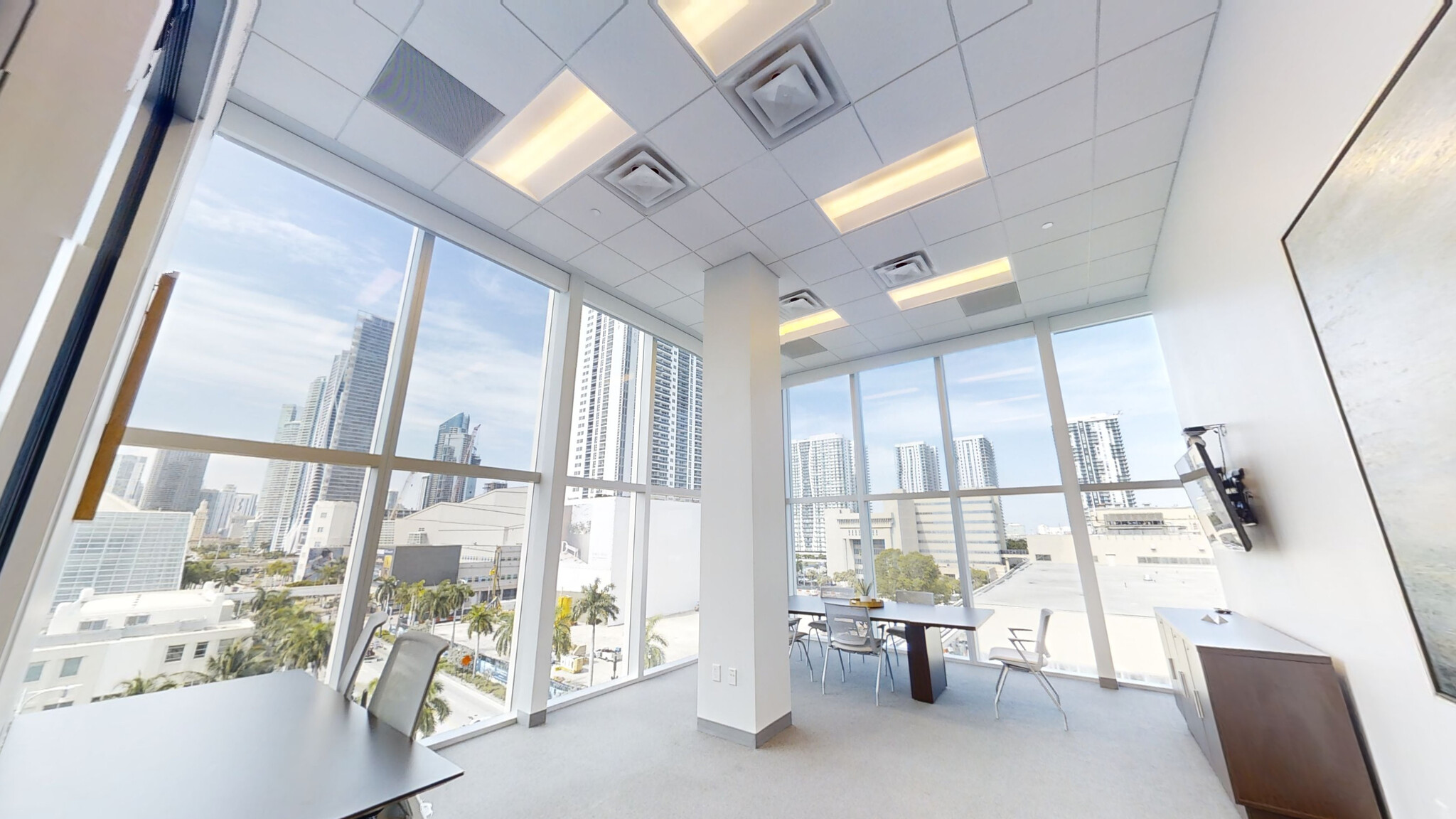 1501 Biscayne Blvd, Miami, FL en alquiler Foto del interior- Imagen 1 de 14