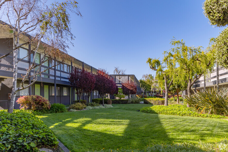 1400 Coleman Ave, Santa Clara, CA en alquiler - Foto del edificio - Imagen 3 de 17