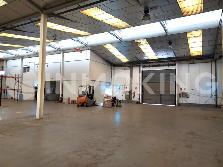 Nave en Riba-roja de Túria, Valencia en venta - Foto del interior - Imagen 2 de 9