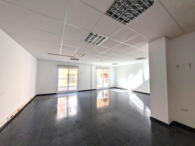 Oficina en Alcoy en venta - Foto del edificio - Imagen 2 de 27