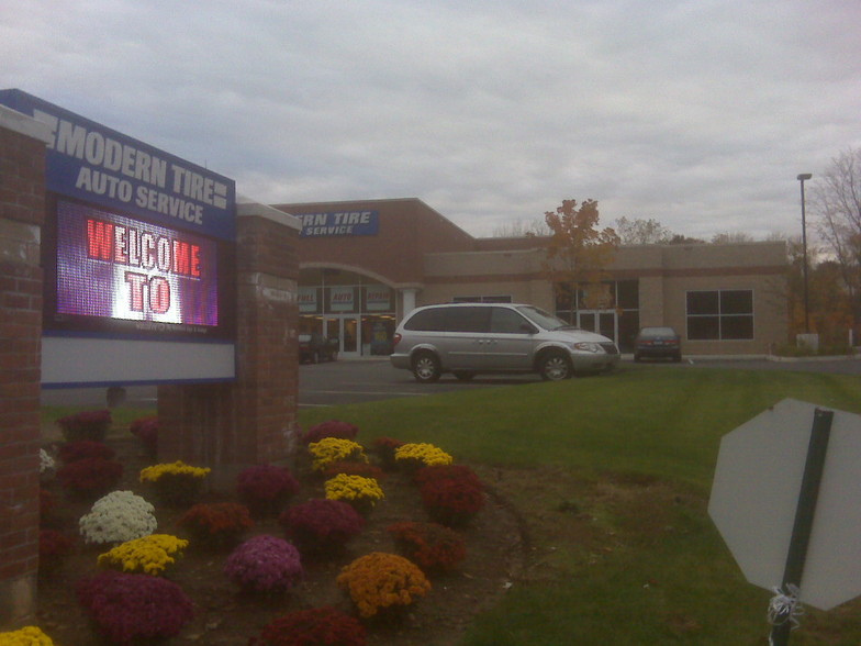 867 Cromwell Ave, Rocky Hill, CT en alquiler - Foto del edificio - Imagen 3 de 7