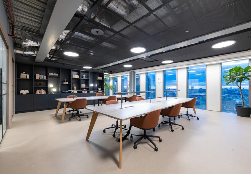 103-105 Bunhill Row, London en alquiler - Foto del edificio - Imagen 1 de 79