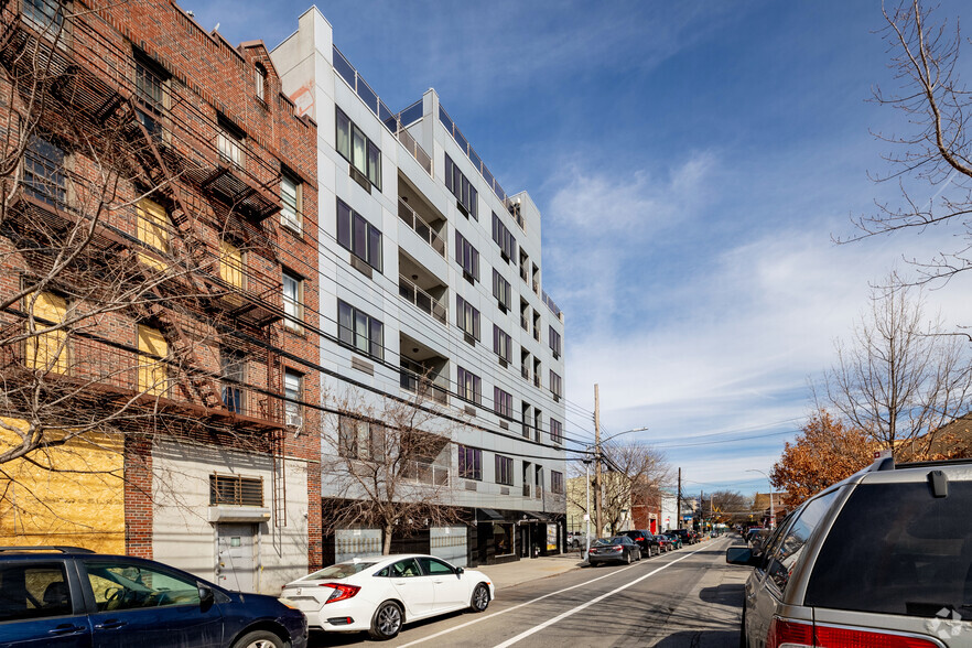 37-34 29th St, Long Island City, NY en alquiler - Foto del edificio - Imagen 3 de 8