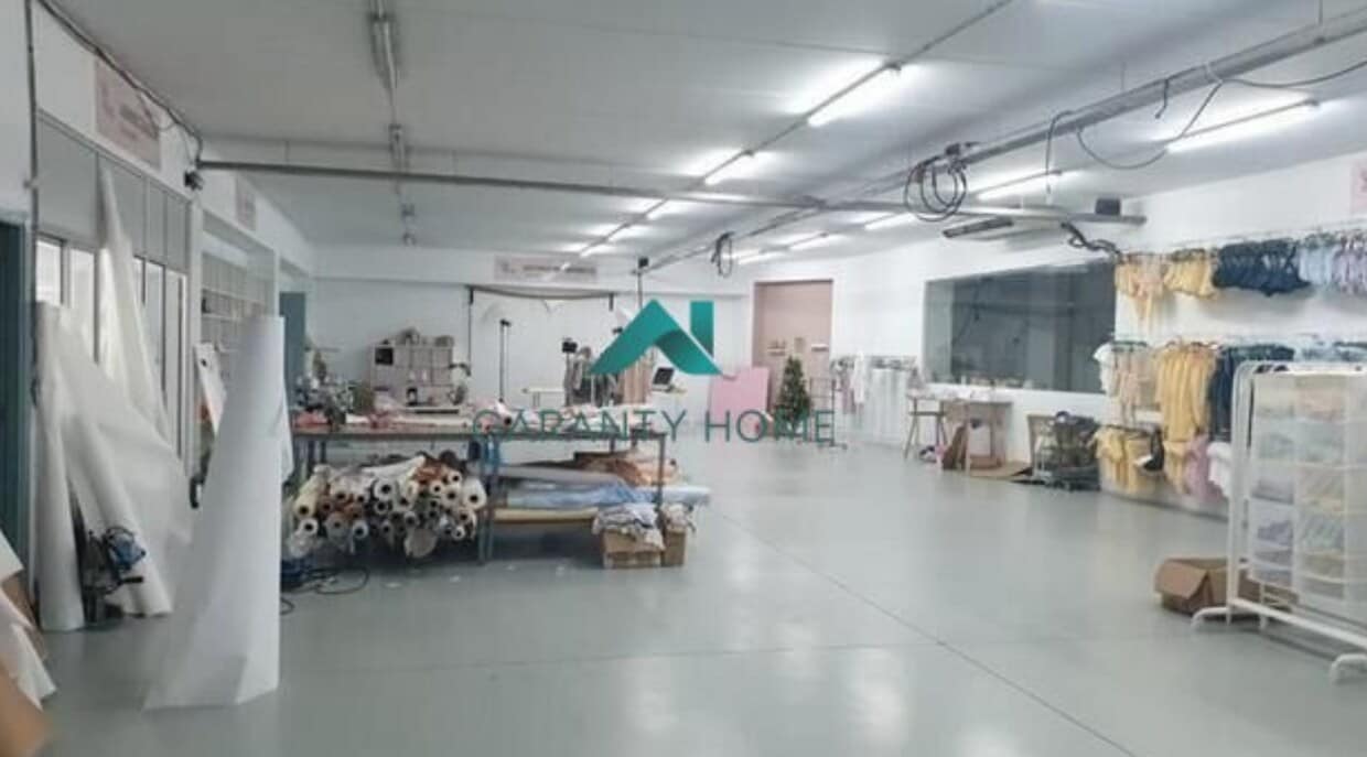 Nave en Bollullos de la Mitación, Sevilla en alquiler Foto del interior- Imagen 1 de 5