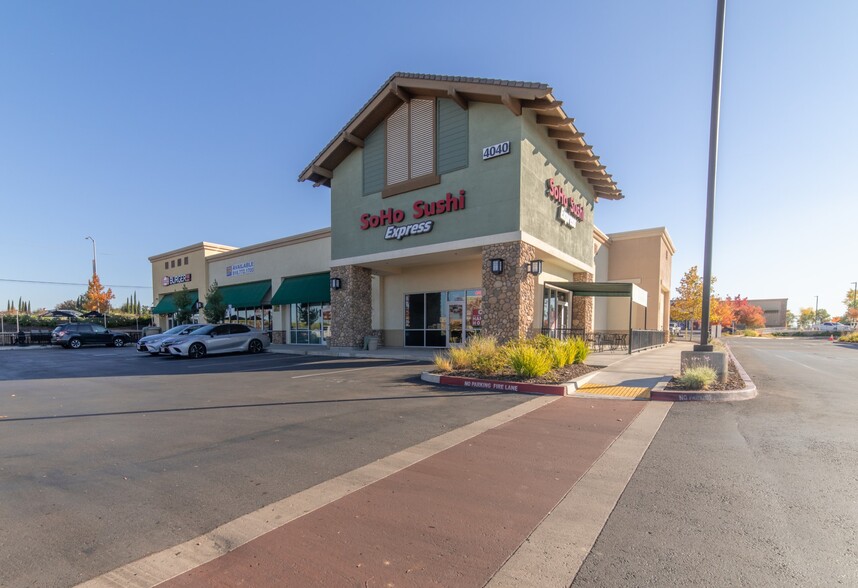 Sunrise Blvd, Rancho Cordova, CA en alquiler - Foto del edificio - Imagen 3 de 9