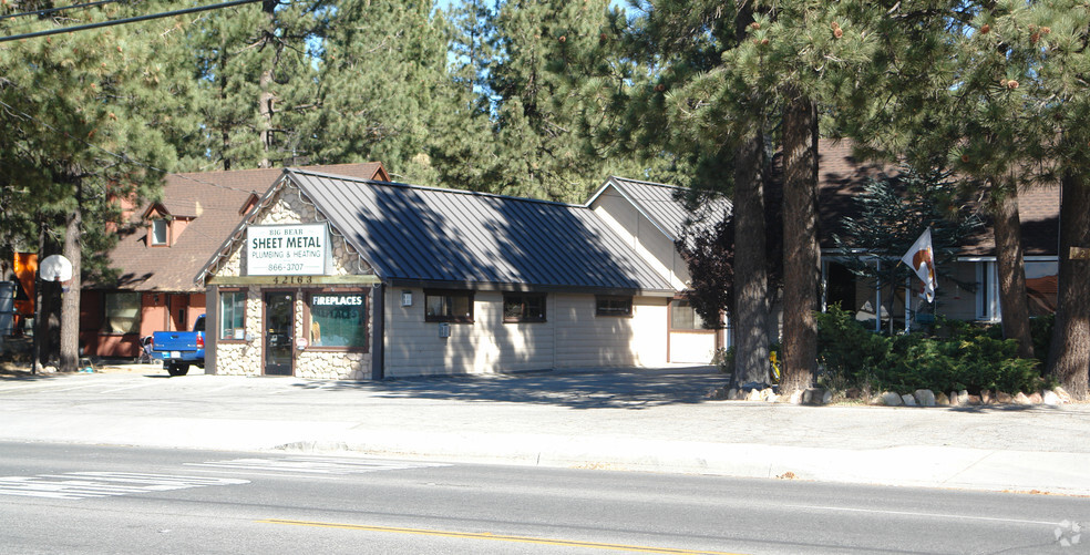 42163 Big Bear Blvd, Big Bear Lake, CA en venta - Foto del edificio - Imagen 2 de 2