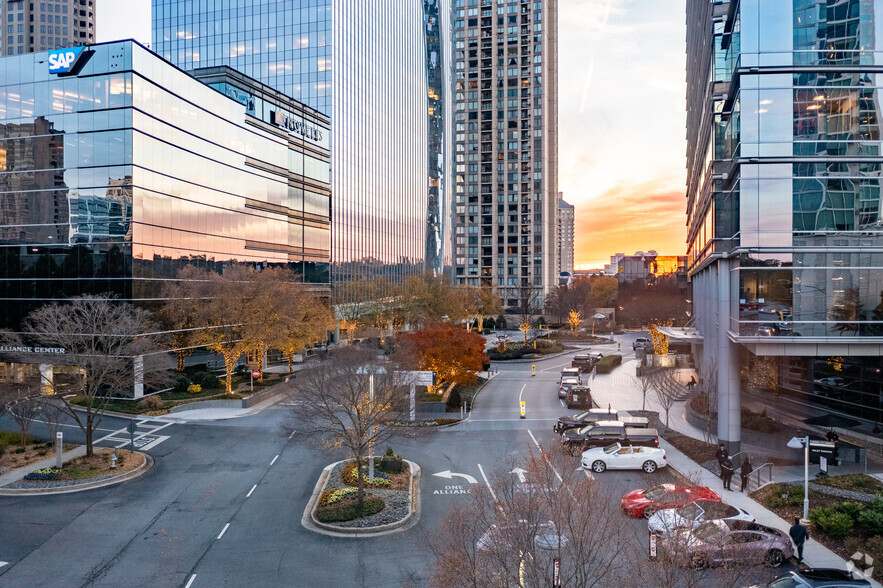 3500 Lenox Rd NE, Atlanta, GA en alquiler - Foto del edificio - Imagen 3 de 8