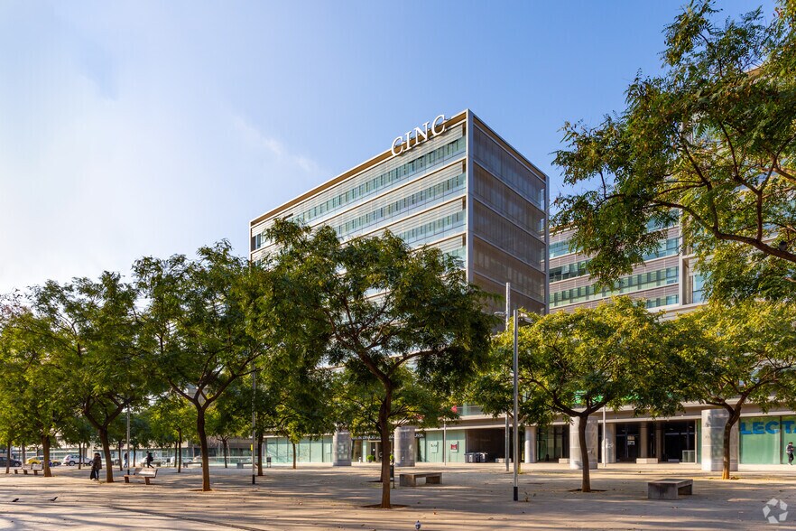 Carrer De Pujades, 342-362, Barcelona, Barcelona en alquiler - Foto del edificio - Imagen 2 de 14
