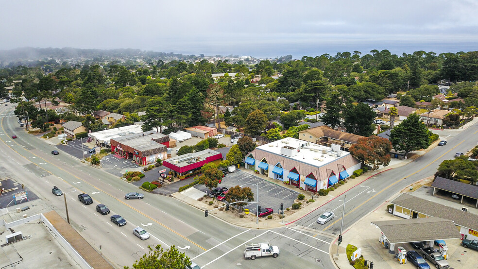 1199 Forest Ave, Pacific Grove, CA en alquiler - Vista aérea - Imagen 2 de 7