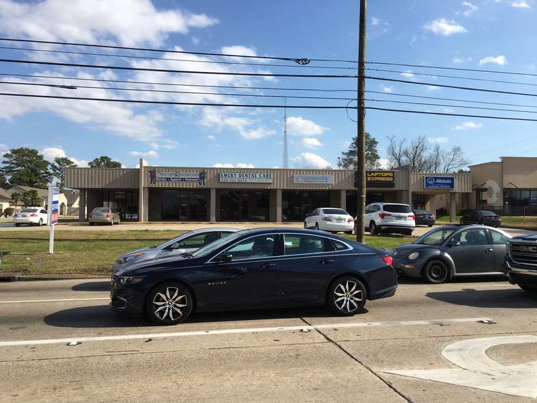 5555 Essen Ln, Baton Rouge, LA en alquiler - Foto del edificio - Imagen 3 de 5