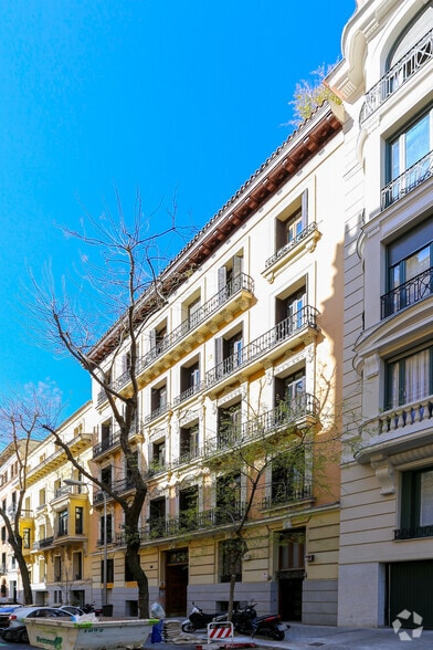 en Madrid, Madrid en venta - Foto del edificio - Imagen 1 de 1