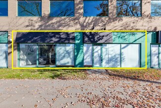 Más detalles de 6525-6565 Boul Décarie, Montréal, QC - Oficina/Local, local en alquiler