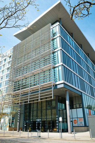 Más detalles de 321 Avebury Blvd, Milton Keynes - Oficina en alquiler