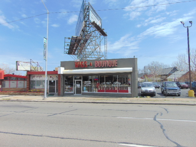 15390 Gratiot Ave, Detroit, MI en venta Foto del edificio- Imagen 1 de 43