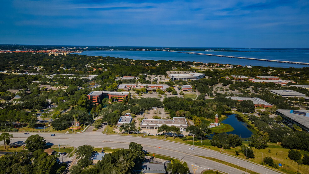 5510 Roosevelt Blvd, Clearwater, FL en alquiler - Foto del edificio - Imagen 3 de 23