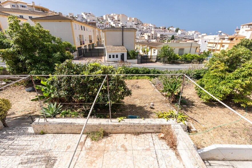Terreno en Almuñécar, Granada en venta - Foto del edificio - Imagen 1 de 27